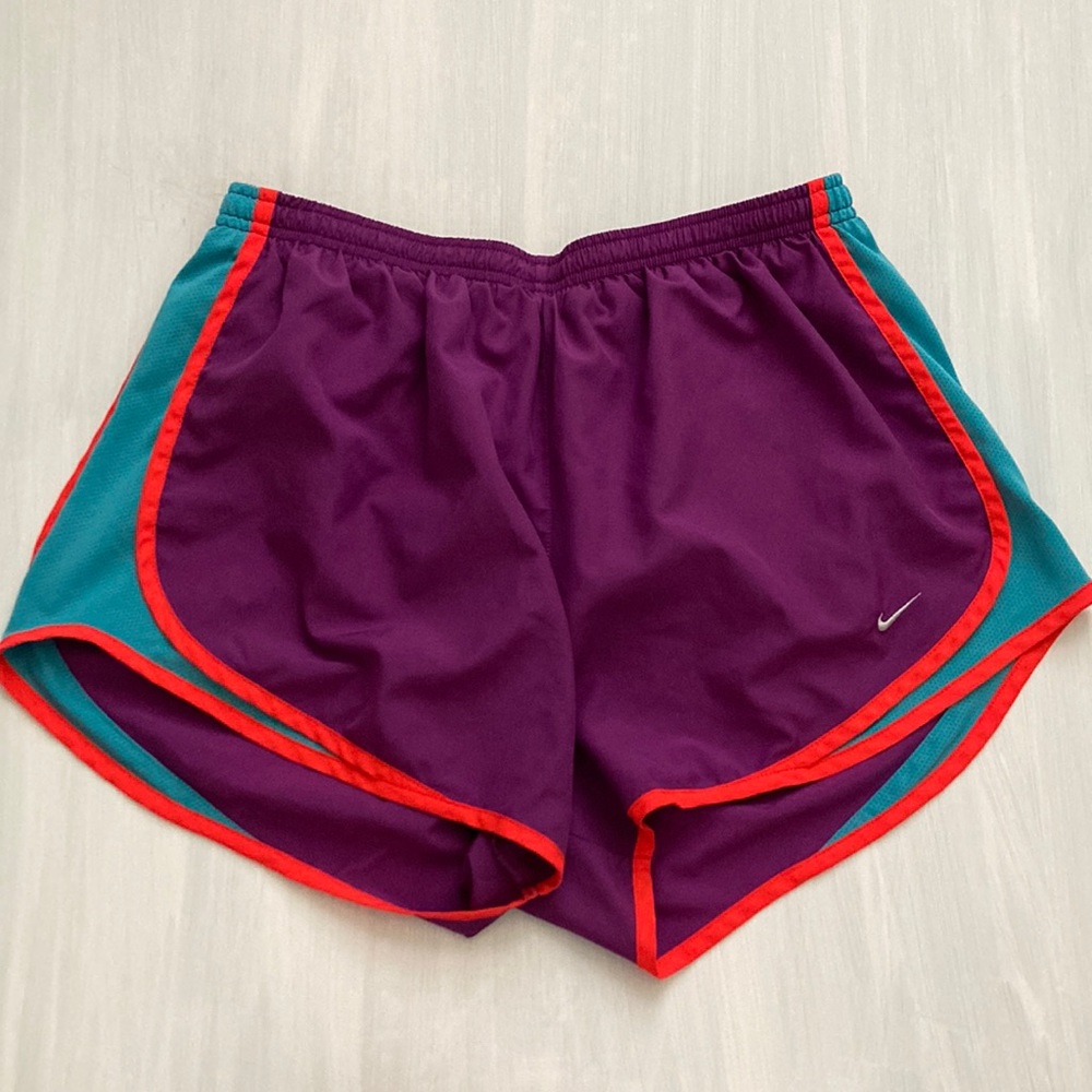 Nike multicolored short